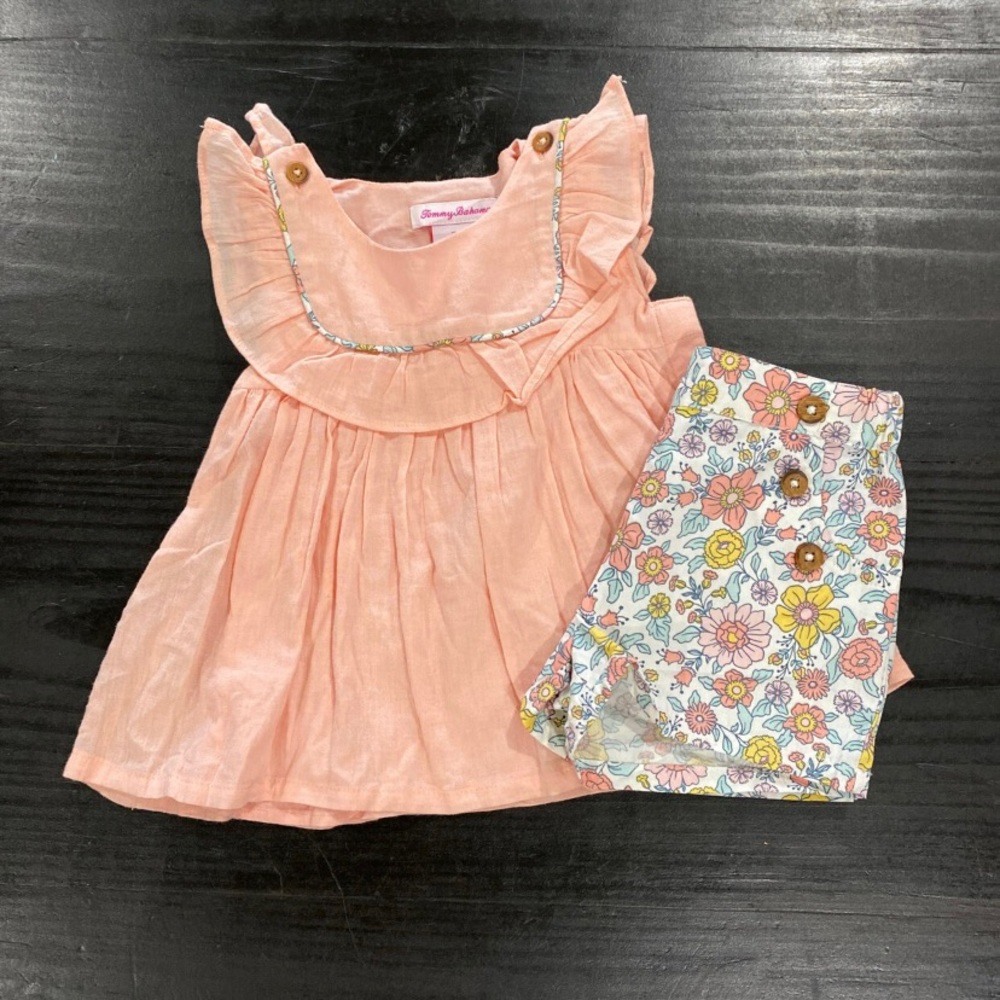 Tommy Bahama Outfit